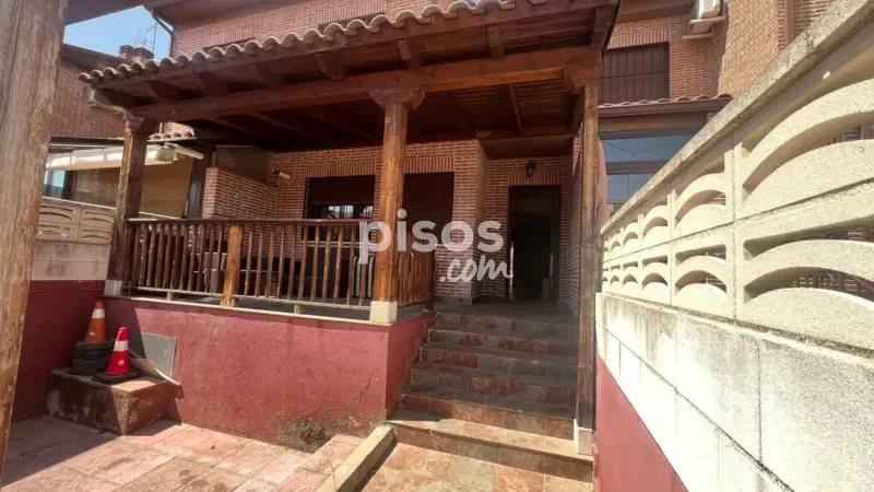 Chalet adosado en venta en Calle de la Golondrina, 4