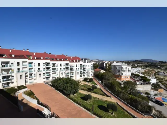 Apartamento en Benissa con 2 Dormitorios y Vistas al Mar