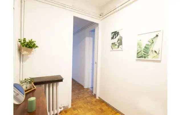 Alquiler Habitaciones Barcelona Piso Compartido con Terraza y Ascensor