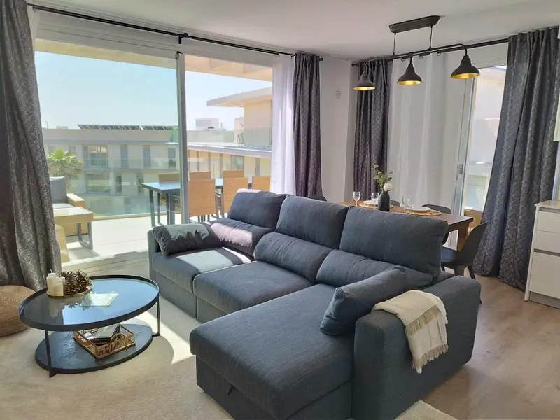 Ático en Alquiler Estepona 2 Dormitorios Terraza 50m2