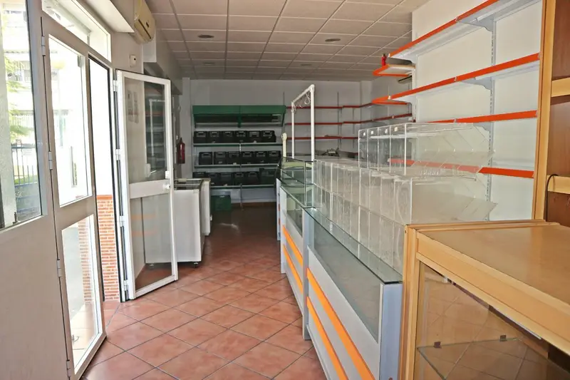 Venta Local Comercial Albolafia Miralbaida Cordoba