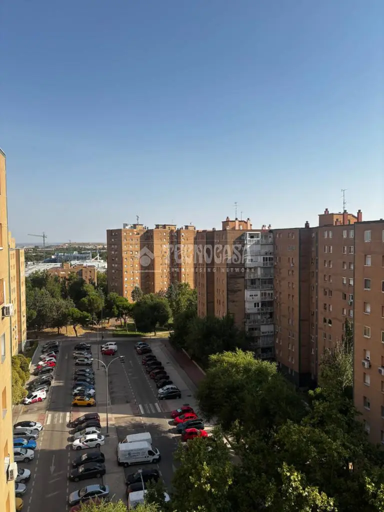 Piso en Venta Ciudad Lineal 89m2 3 Habitaciones Terraza