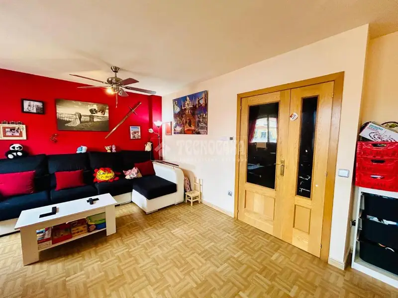 Casa en venta en Villanubla 174m2 4 plantas Garaje doble