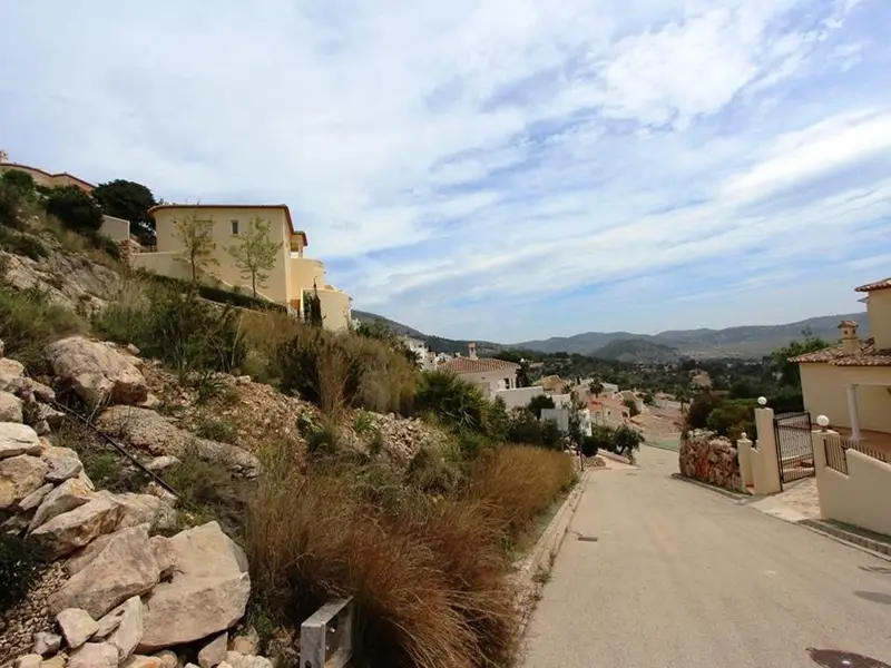Solar en Venta Jalon Valle de Paraiso 638m2