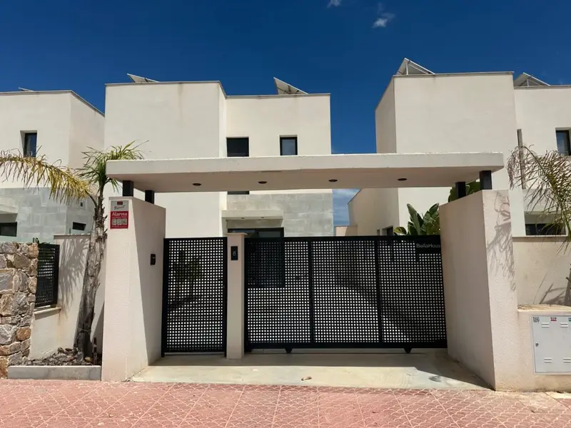 Piso 6 Dormitorios Rojales Piscina Privada