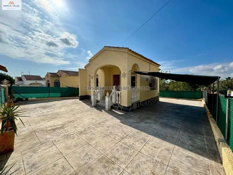 Chalet en Venta en San Fulgencio Urbanizacion La Marina