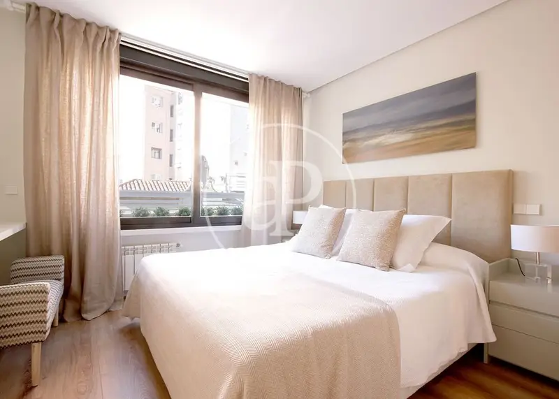 Apartamento Salamanca 4 habitaciones Balcon Alquiler Corta Estancia