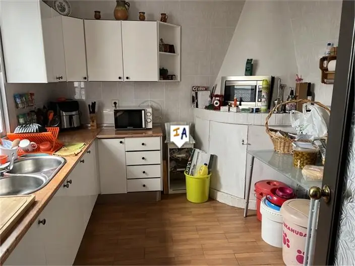 Casa Adosada en Rute Cordoba 5 Dormitorios 2 Baños