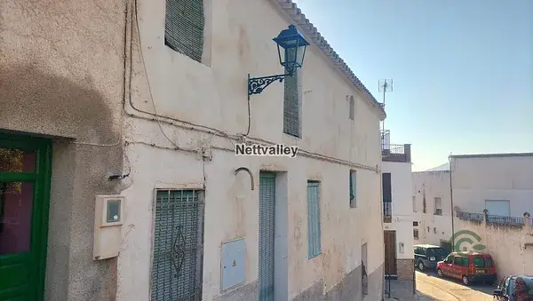 Casa con potencial de reforma en El Pinar Granada
