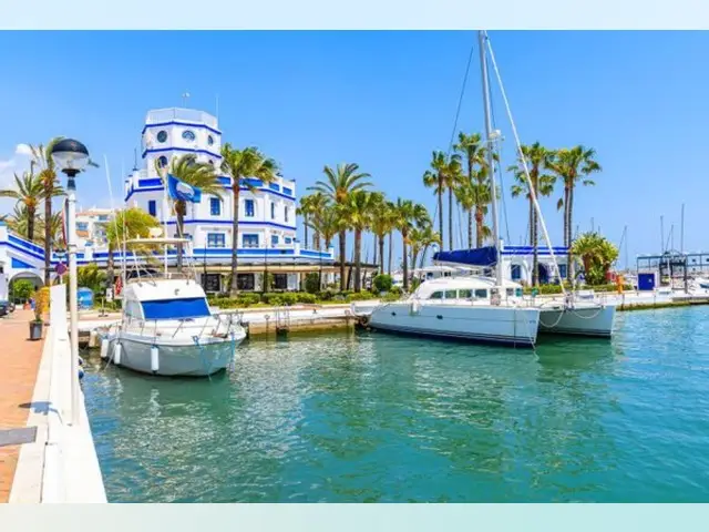 Apartamento 3 Dormitorios Estepona