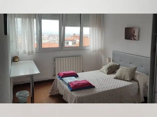 Habitacion en piso compartido Santander