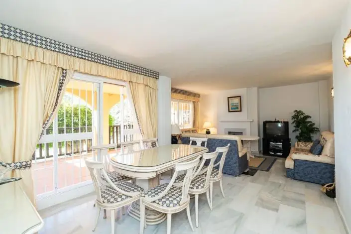 Apartamento 3 Dormitorios en Calahonda Mijas Costa del Sol