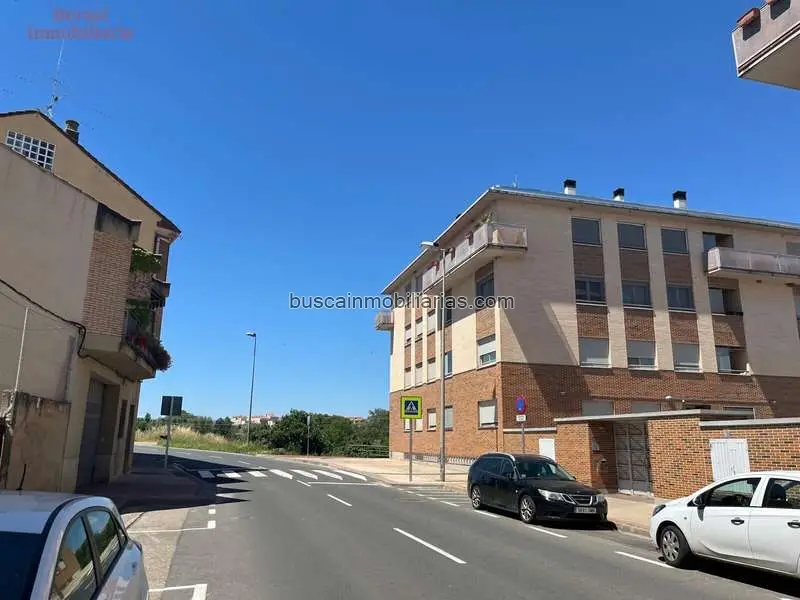 Piso en Venta en Logroño con Garaje Trastero y Merendero