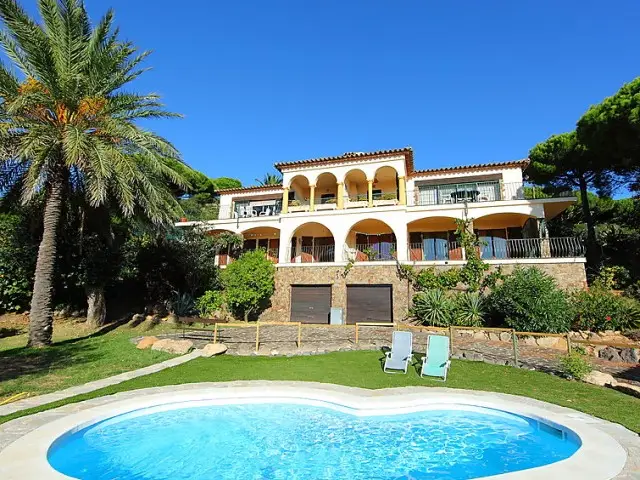 Casa Villa 3 Dormitorios Playa Aro Espana