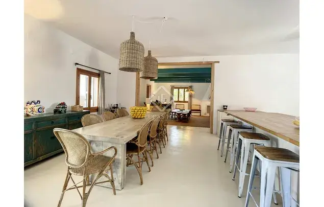Villa de Lujo en Alquiler en Menorca 4 Dormitorios