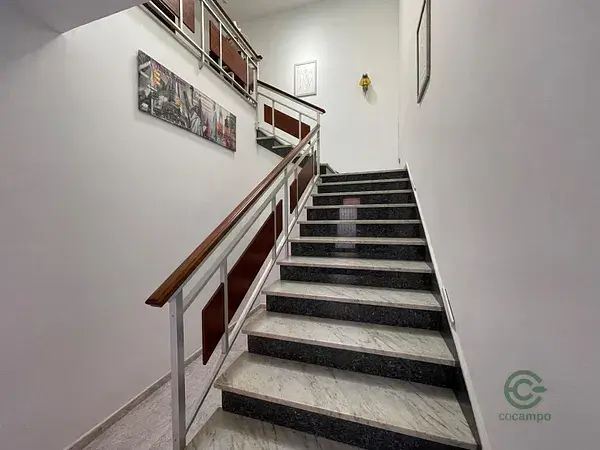 Casa en venta en Ciutadella de Menorca: 240m2, 6 habitaciones, garaje y terraza