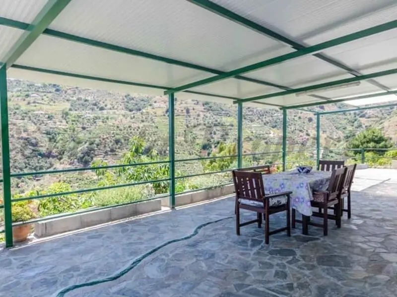 Casa de Campo con Piscina y Vistas Espectaculares en Competa