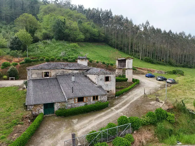 Casa Rústica en Mondoñedo con Finca de 46000m2