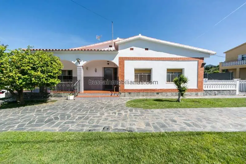Casa en venta en Olesa de Montserrat 95m2 1843m2