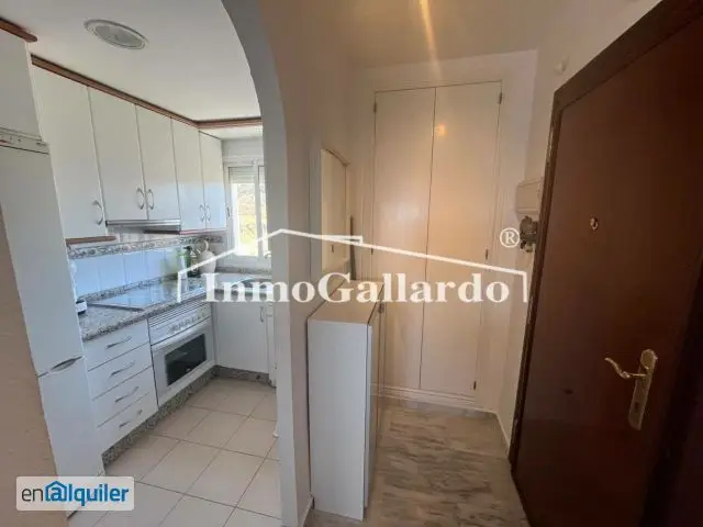 Alquiler Atico Torre Benagalbon 3 Dormitorios Piscina Parking