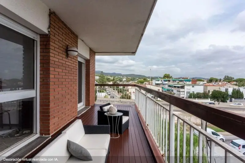 Apartamento en Castelldefels cerca de la playa con piscina y parking