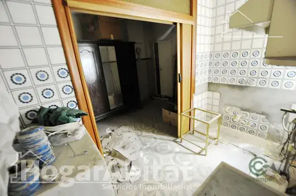 Casa para reformar en Rafelbunyol con garaje y terraza