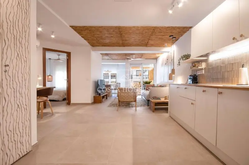 Apartamento en Puerto Jávea con Patio y Terraza 28m2