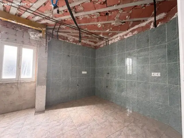 Piso en venta Monóvar casi reformado 4 habitaciones