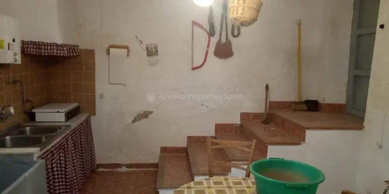 Casa en Venta Cúllar Granada Reformada Jardin Garaje 4 Dormitorios