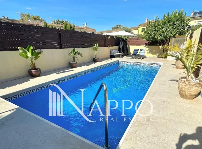 Chalet en Alquiler Palma de Mallorca con Piscina Privada y Sauna