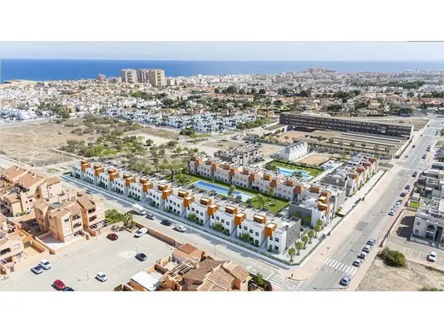 Atico En Venta En Torrevieja, Alicante