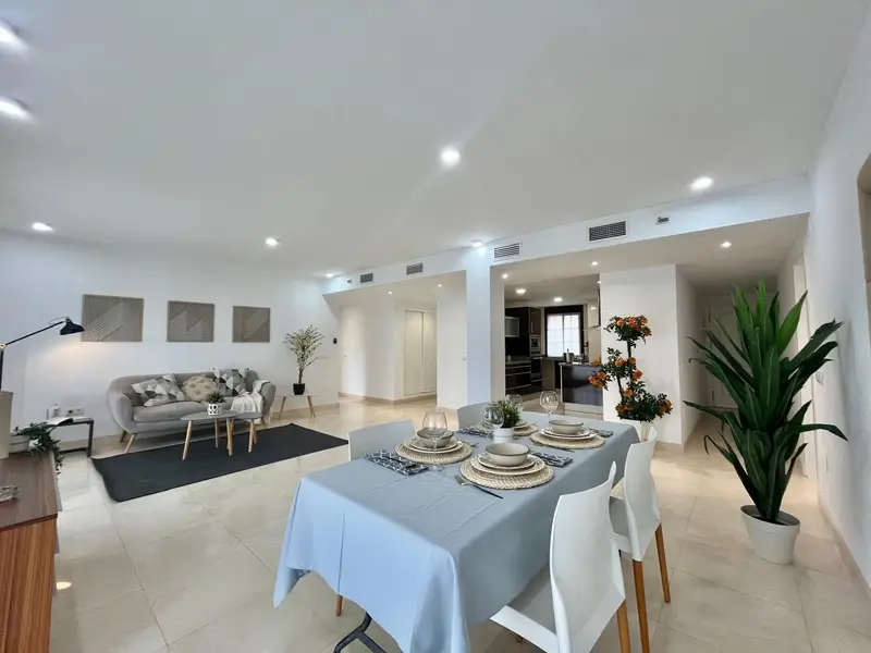Apartamento en Benalmádena Nueva Torrequebrada 4 Dormitorios 2 Baños