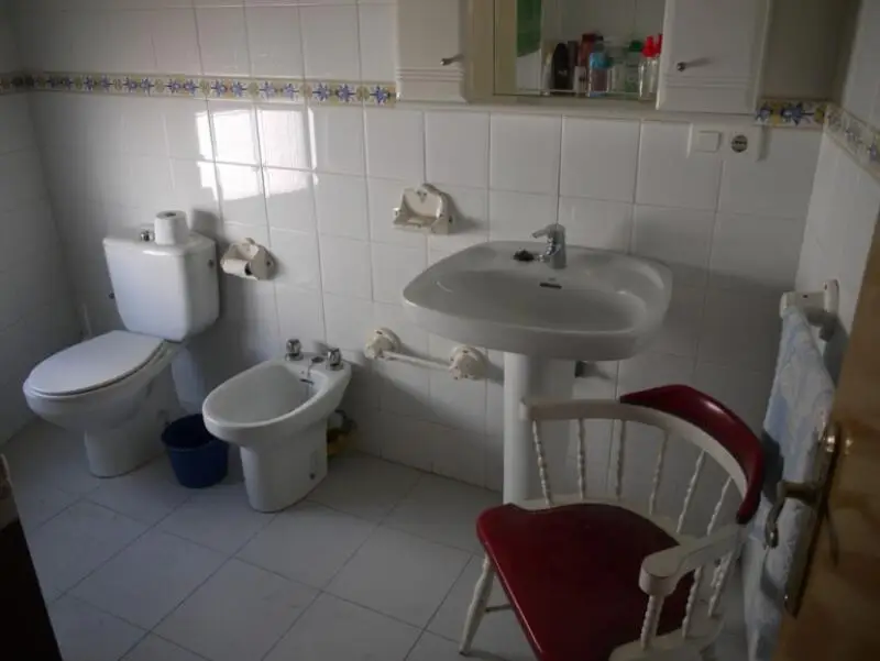 Casa Familiar 4 Dormitorios Olvera