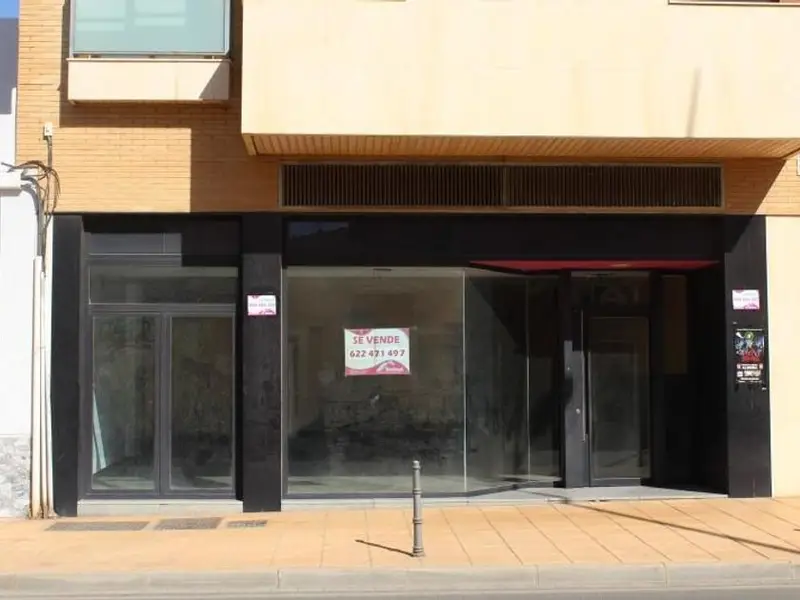 venta Local Comercial en Almería, Almería Provincia (RPV-25208)- Globaliza