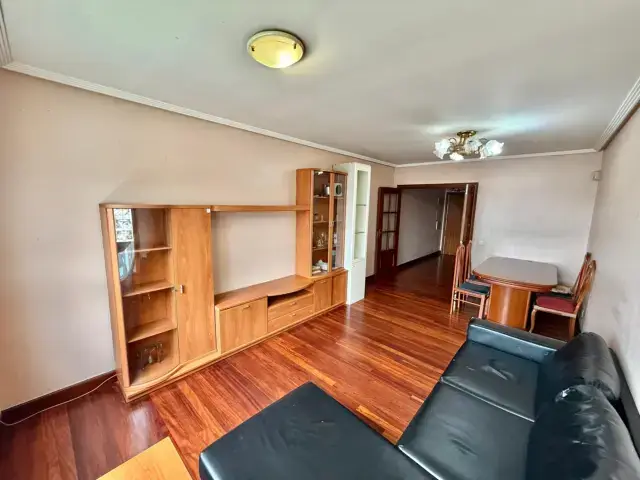 Alquiler Piso Barakaldo Zona Comercial 3 Dormitorios 2 Baños