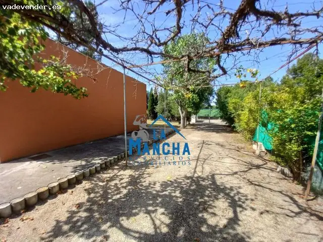Parcela Urbana en Los Prados Albacete 1700m2
