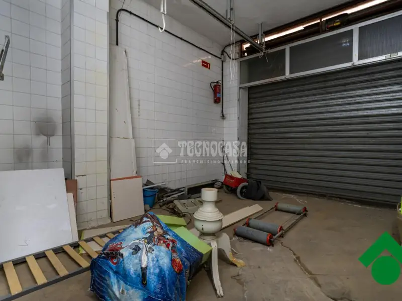 Edificio 261m2 para reformar en Santa Fe Planta Baja y 2 Pisos