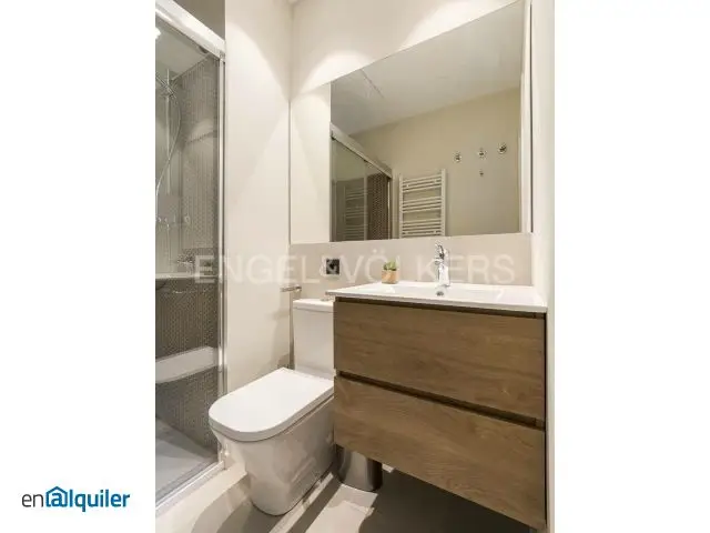 Alquiler Piso Amueblado Raval Barcelona 2 Dormitorios Terraza