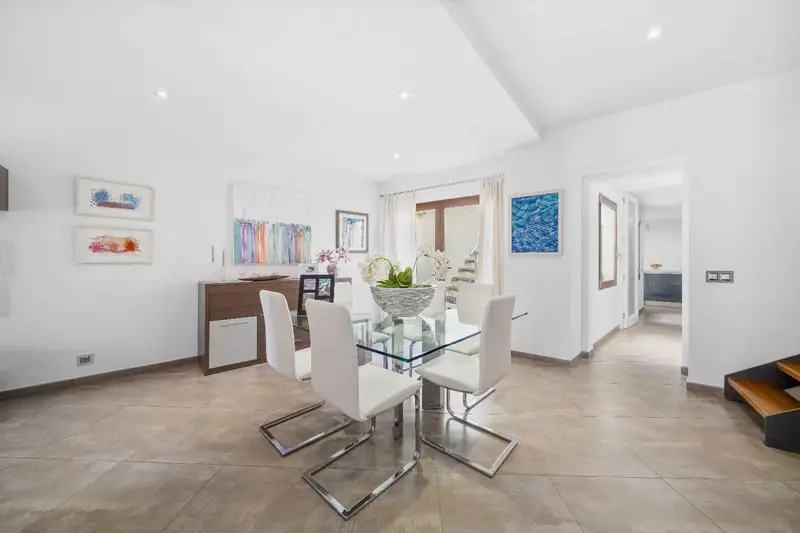 Casa en venta en Pollen					ça Mallorca 4 habitaciones 4 ba										ños