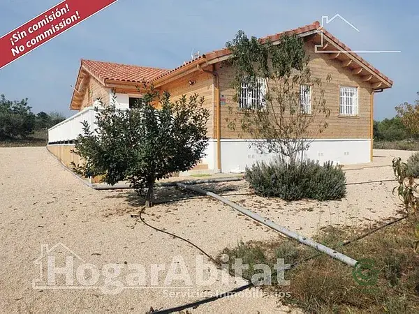 Chalet en Chella con 3 dormitorios y gran terreno