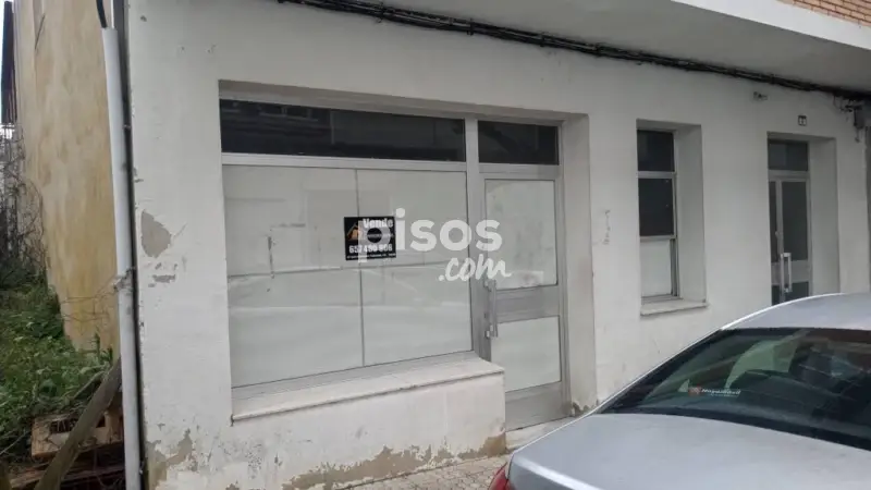 Casa centrica para restaurar con finca de 221m2
