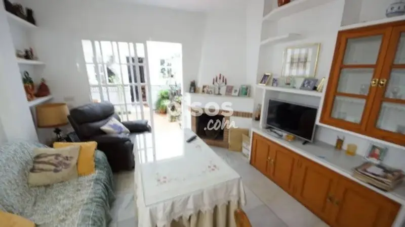 Casa Adosada en Marbella 4 Dormitorios 2 Baños Solarium Garaje