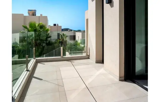 Chalet 3 Dormitorios Benidorm 750m2 Piscina Privada