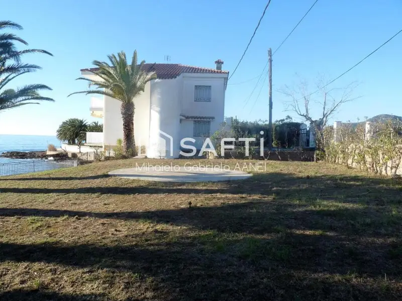 Chalet en venta en Alcanar, Tarragona