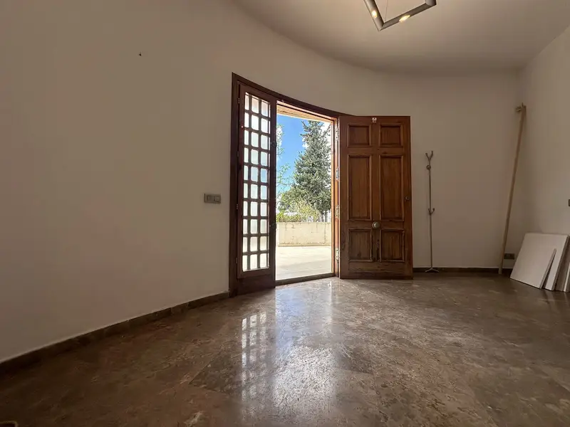 Chalet en Venta Paterna Valencia 6 Dormitorios Piscina Pista Squash