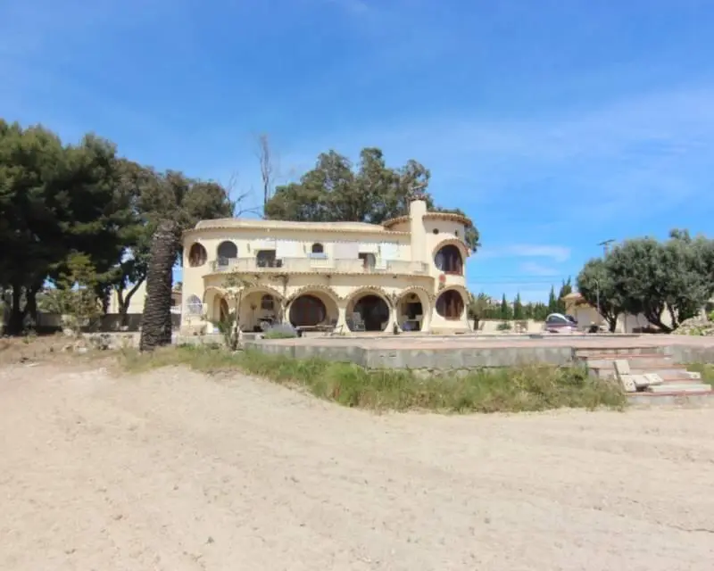 Villa en Benissa con vistas al mar