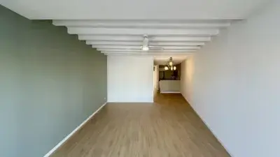 Piso Reformado en Sant Sadurni d Anoia con Terraza y Vistas