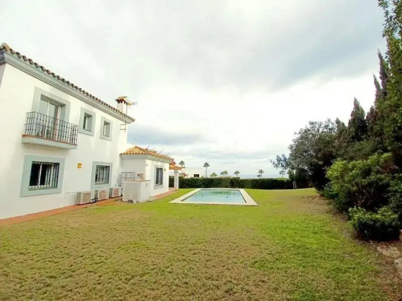 Villa de Lujo en Alcaidesa 4 Dormitorios