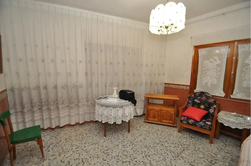 7 Dormitorios Casa Adosada Pinoso Alicante