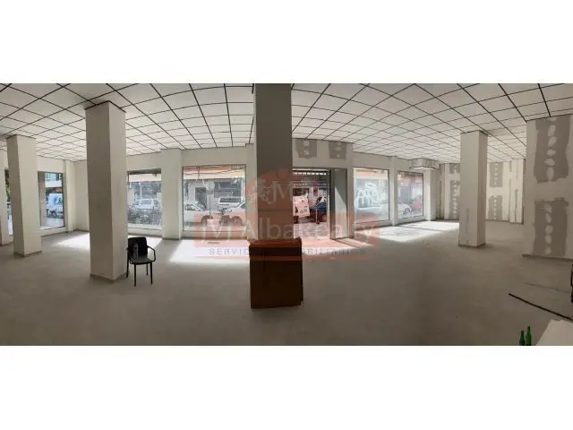 Local Comercial 173m2 50m Fachada Zona Industrial